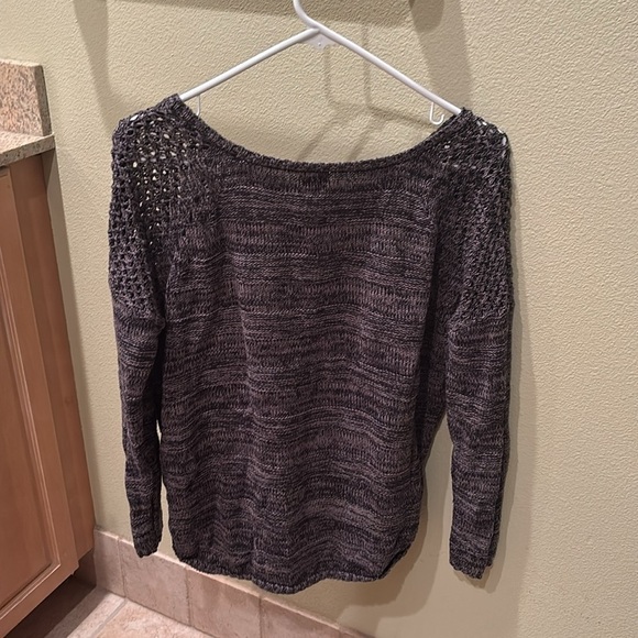 Volcom woman's black and tan sweater - Picture 6 of 10